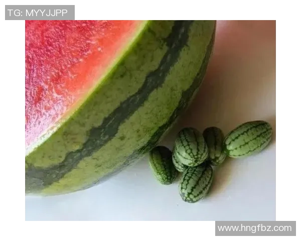 少林足球与西瓜的奇妙结合让你在夏日享受足球激情与清爽美味的双重体验